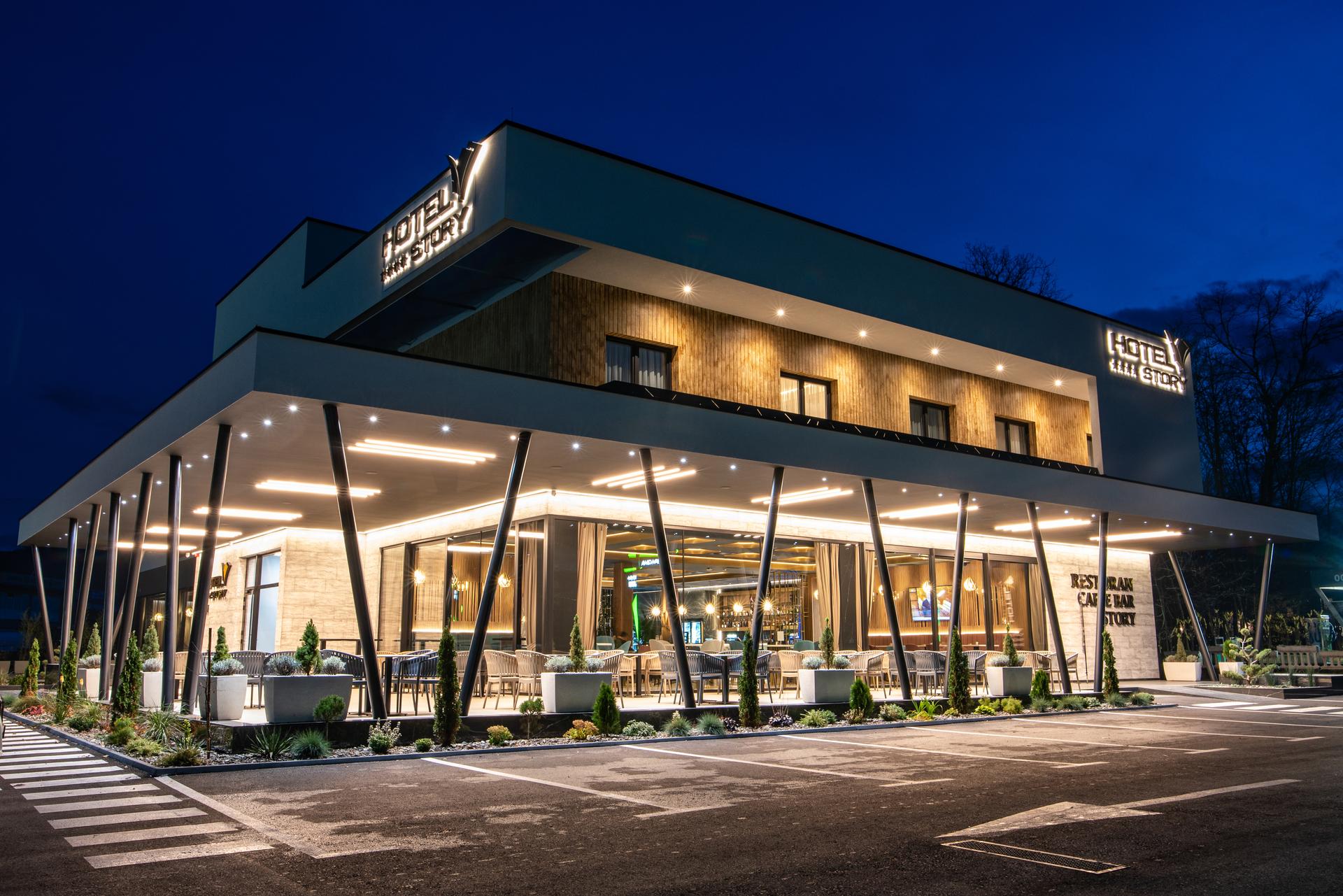 Hotel Story exterior